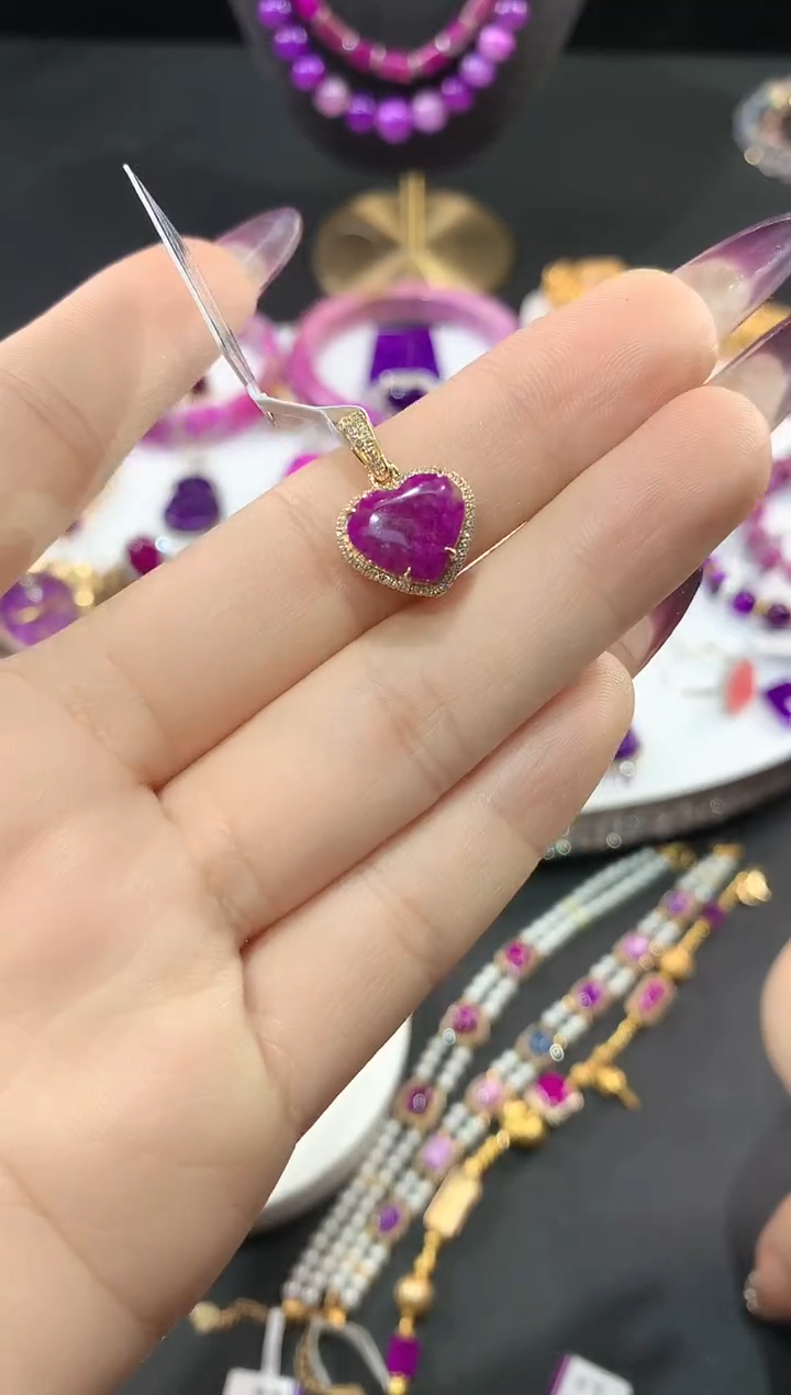 苏纪石（舒俱来）18K金镶嵌.吊坠