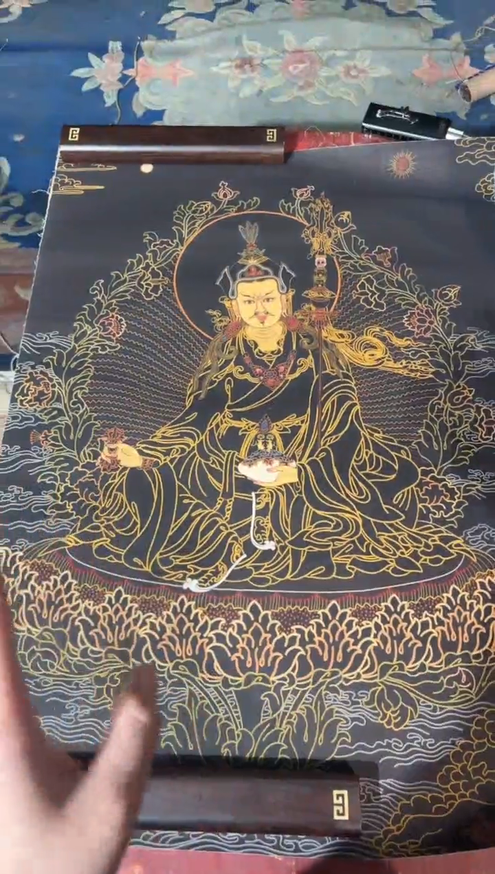 卷轴画龙妹的唐卡tk16
