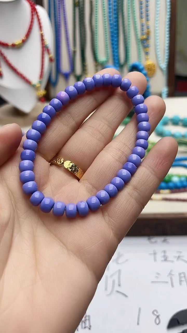 珍藏特色绿色高瓷