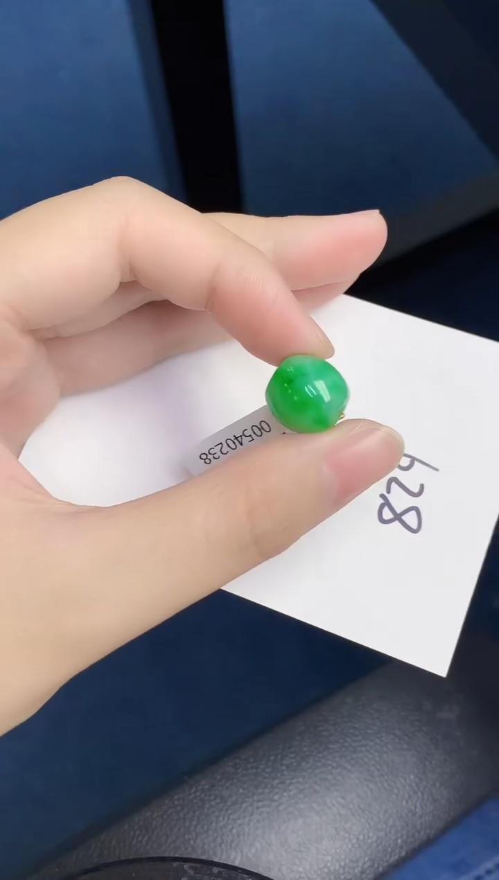 【闪购商品】翡翠颈饰未镶嵌000000000