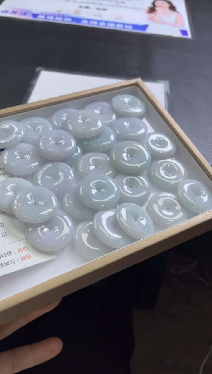 【闪购商品】翡翠颈饰未镶嵌K15 /多样性发一件/配绳子