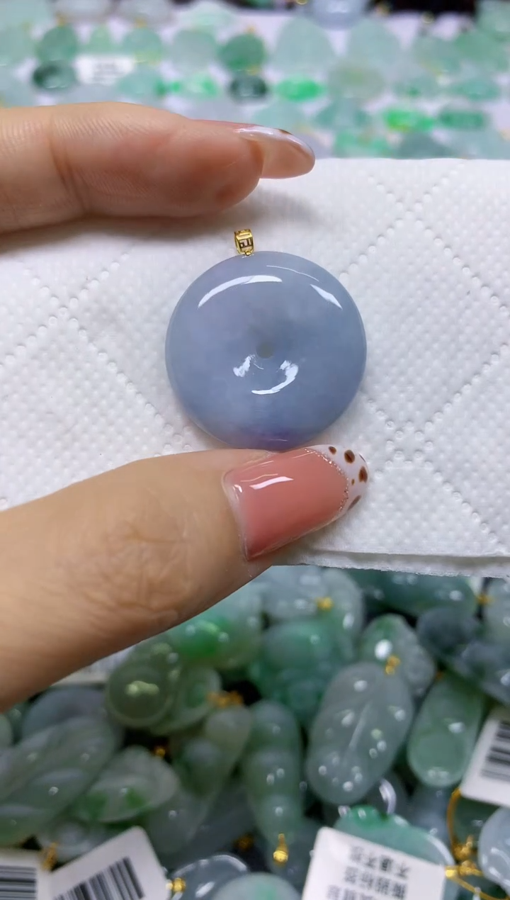 颈饰18K金镶嵌翡翠天然翡翠A货