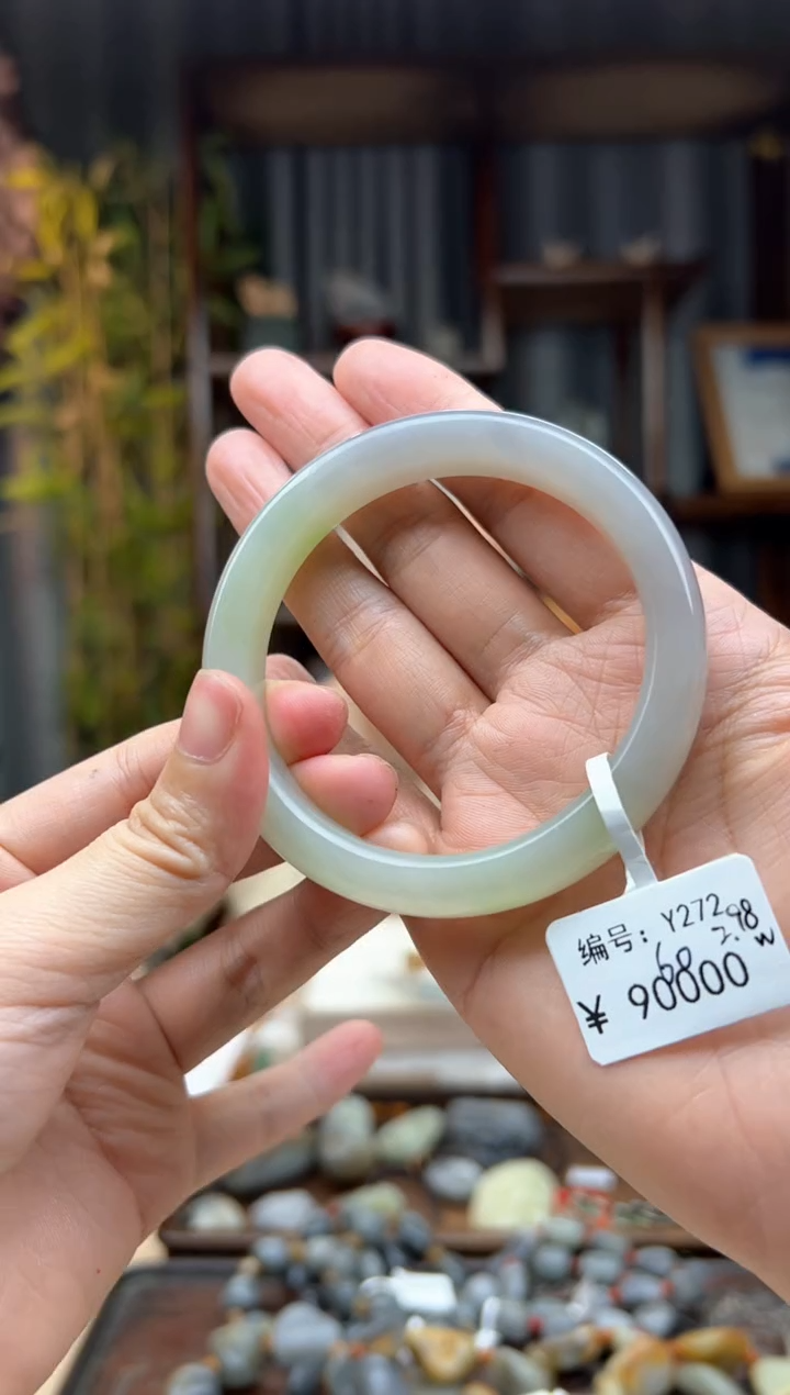 【闪购商品】和田玉颈饰未镶嵌手镯 60