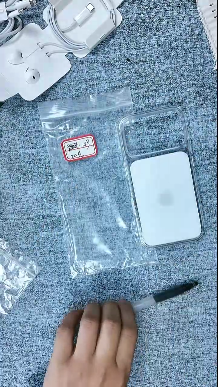 99新30号 17ro  透明 微微瑕疵手机壳