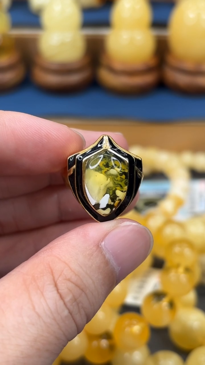 银S925镀金镶嵌蜜蜡戒指p43特价大漏925银镶蜜蜡戒指 6.57克