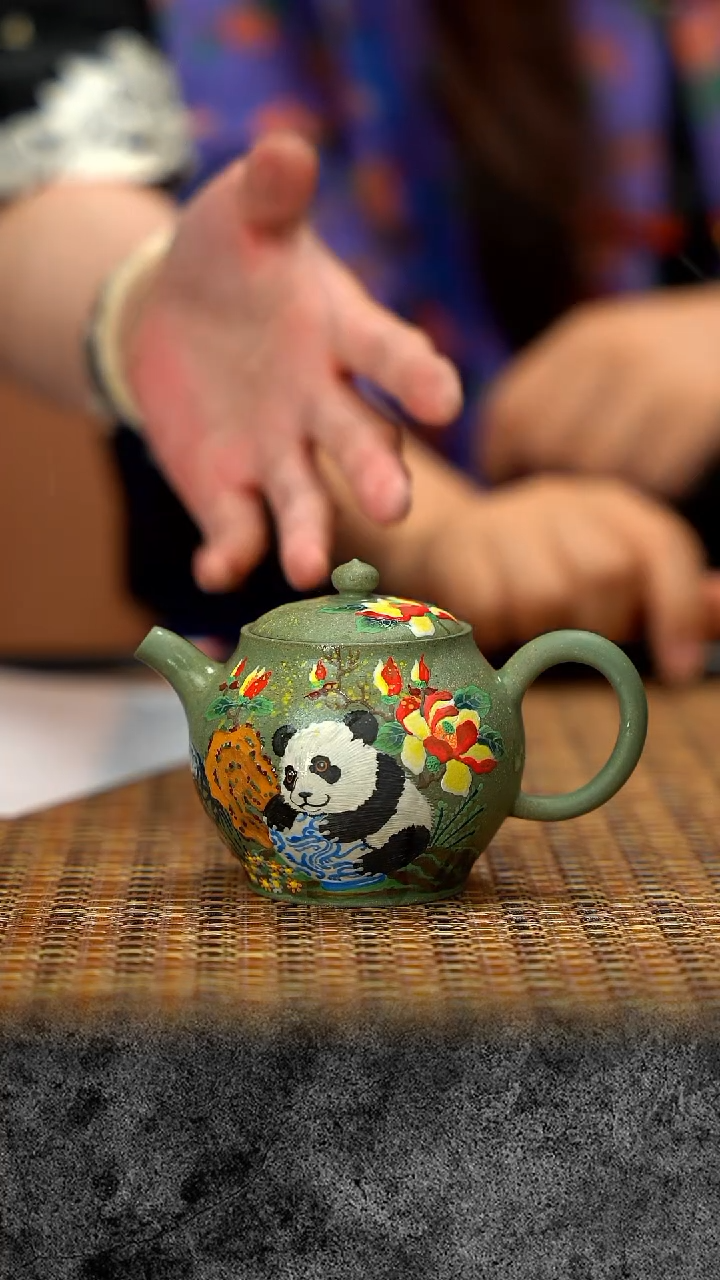 茶壶紫砂豆青 紫砂 QMJ