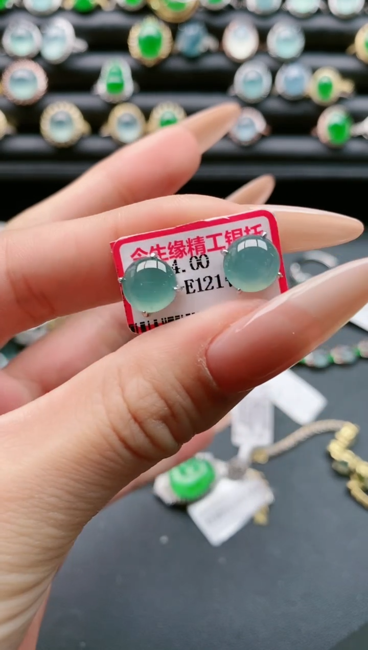 【闪购商品】翡翠戒指银S925镶嵌111111