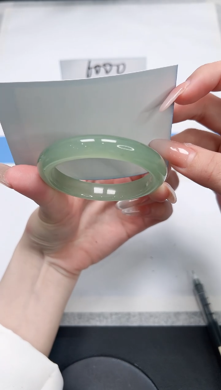 【闪购商品】石英质玉手镯未镶嵌270/东陵51