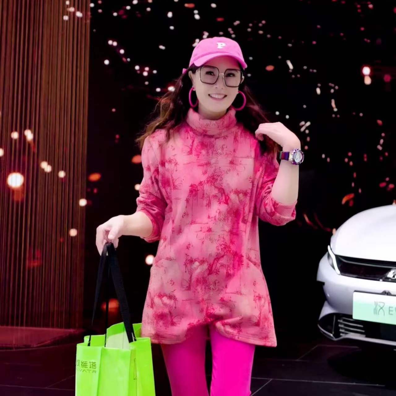 粉画花色正品原版印花圆领长袖T恤洋气女上衣加绒打底衫秋冬新款