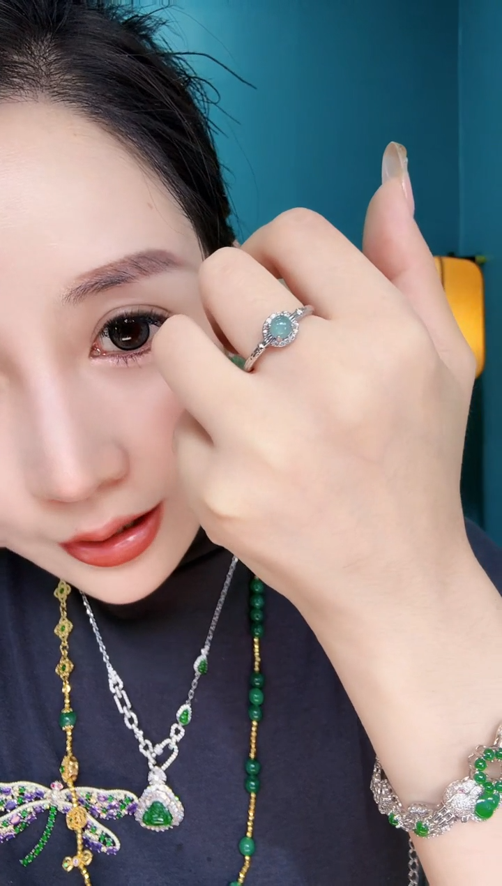 翡翠未镶嵌耳饰戒指