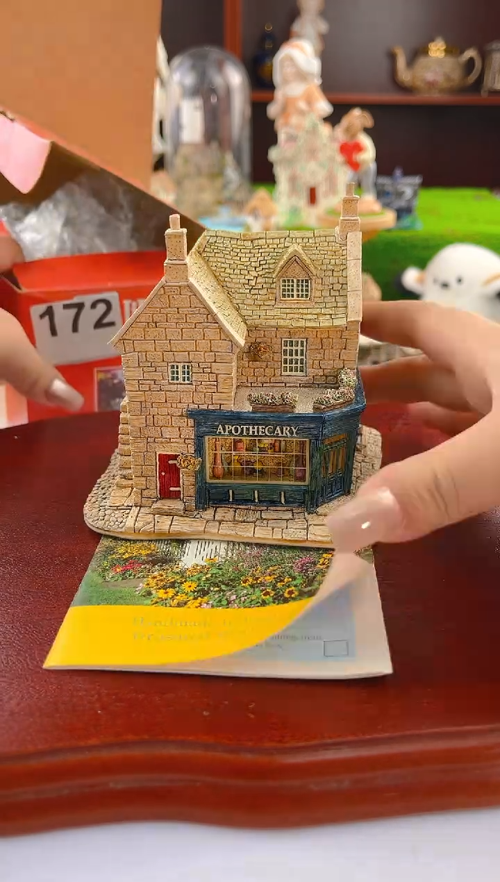 【闪购商品】紫砂茶宠中古小房子