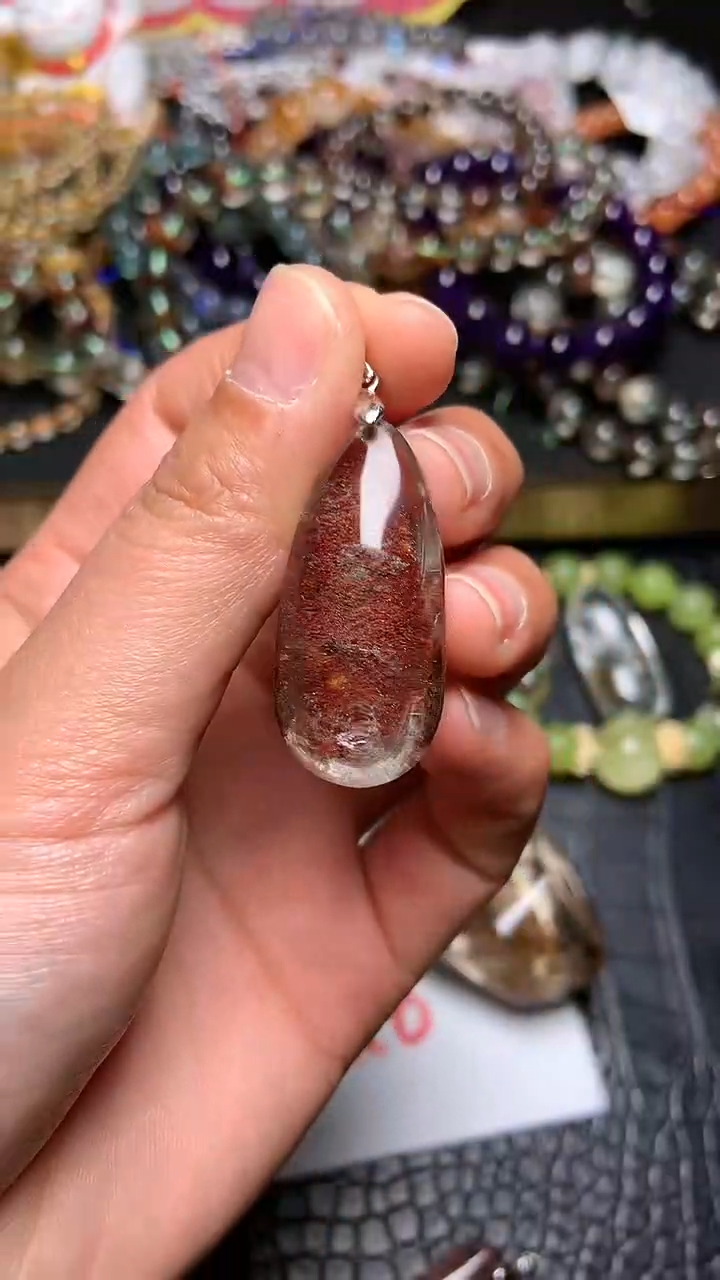 【闪购商品】水晶吊坠(赠链)未镶嵌68