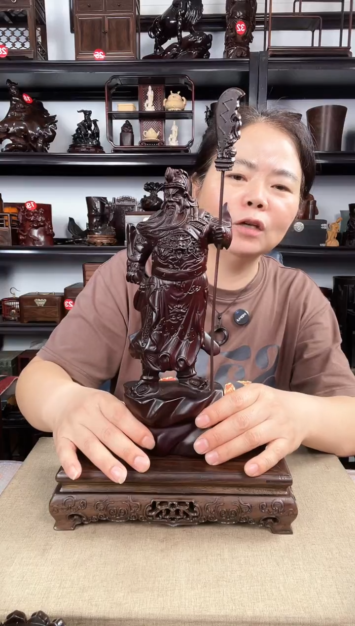 木诚***下老李红木工艺品