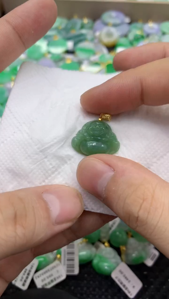 颈饰未镶嵌翡翠天然缅甸翡翠A货
