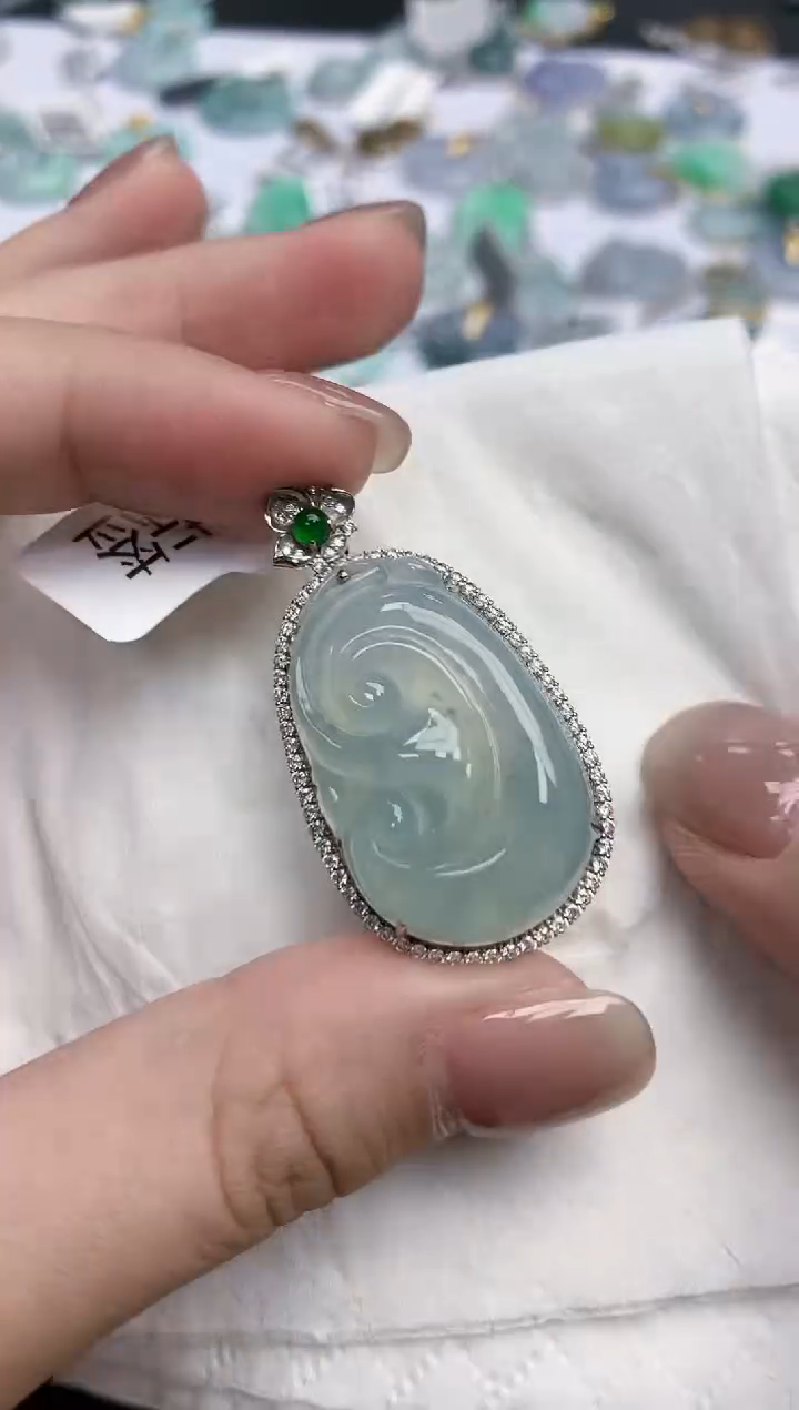 【闪购商品】翡翠颈饰18K金镶嵌天然缅甸翡翠A货