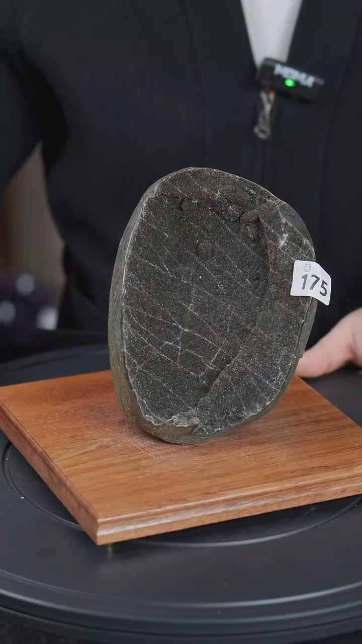 【闪购商品】紫晶大型摆件（非配饰）未镶嵌水晶