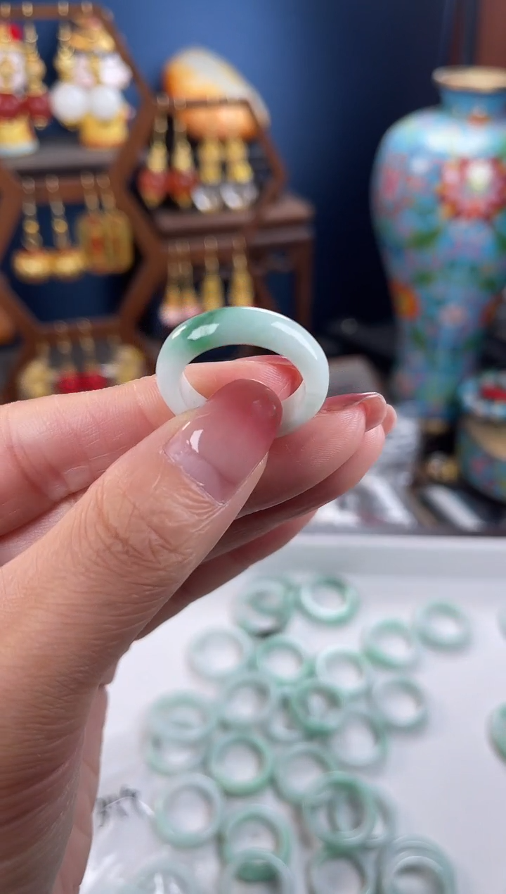 未镶嵌挂件翡翠大*子，121254