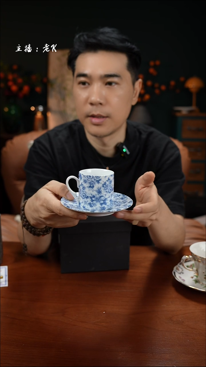 高端礼品（L&H家）直身蓝绣小花杯-ZZ