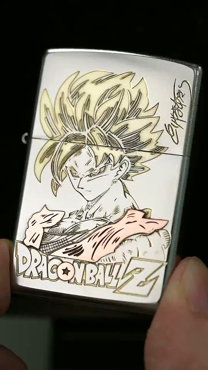 zippo的七龙珠的打火机