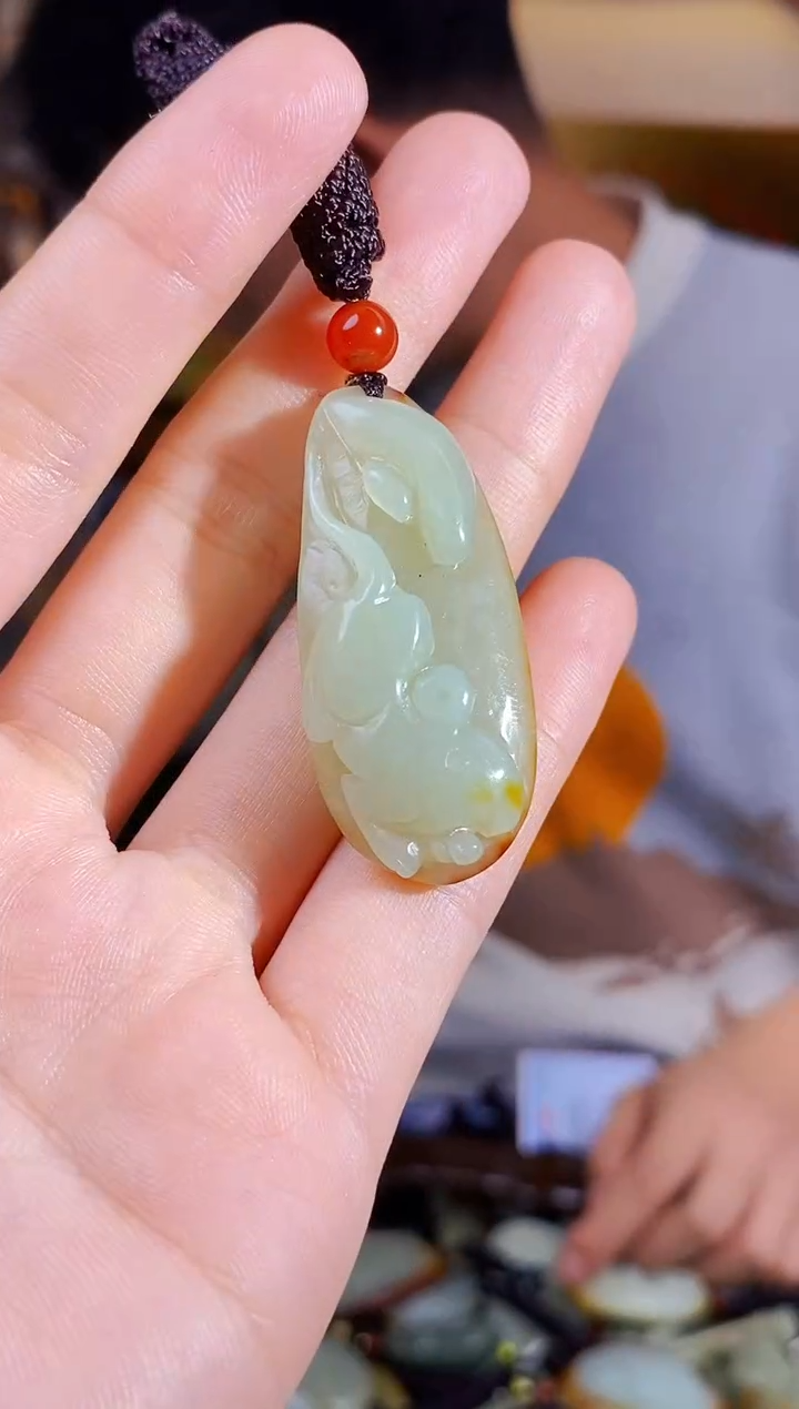 【闪购商品】和田玉颈饰未镶嵌1