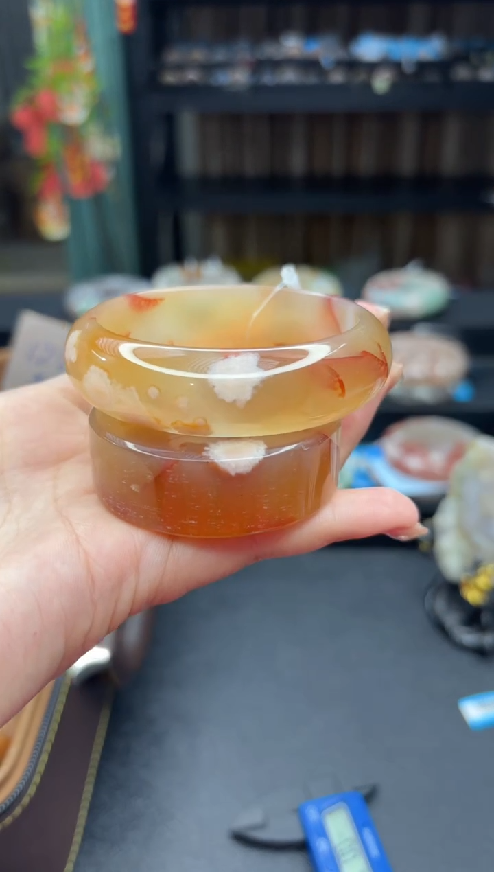 【闪购商品】石英质玉手镯未镶嵌612（58圈赠送镯心）