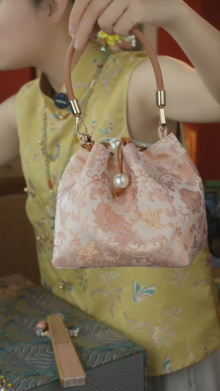 刺绣纯手工非遗国风饰品