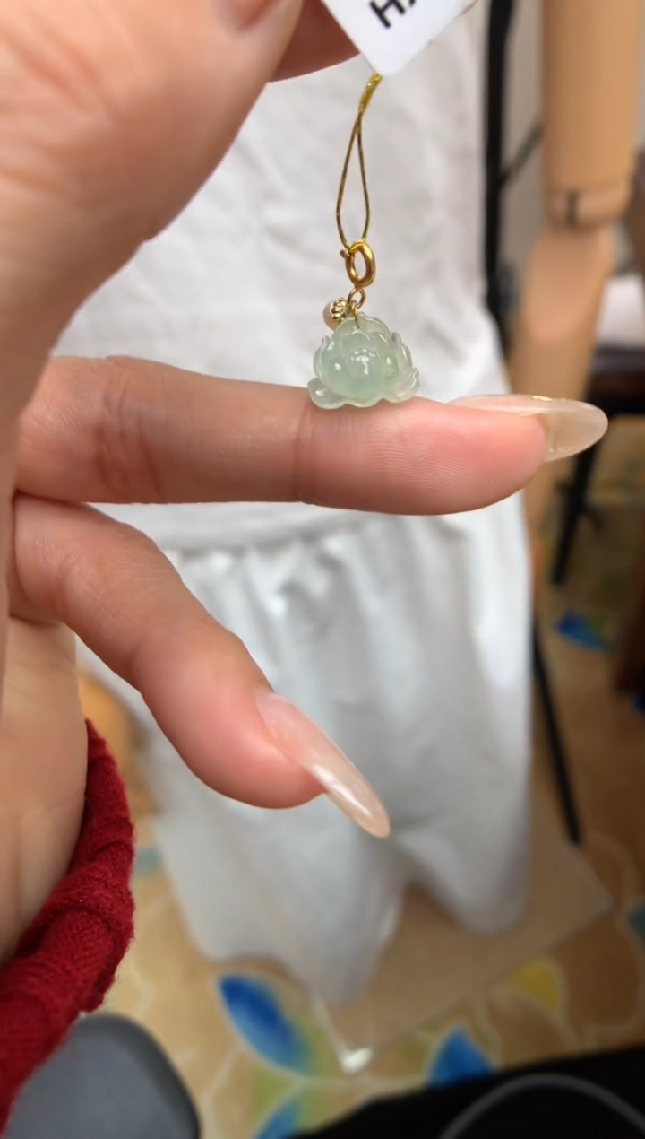 【闪购商品】翡翠颈饰18K金镶嵌莲花
