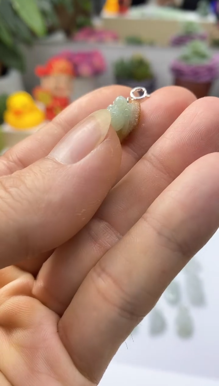 颈饰未镶嵌翡翠海*心50天然缅甸翡翠A货