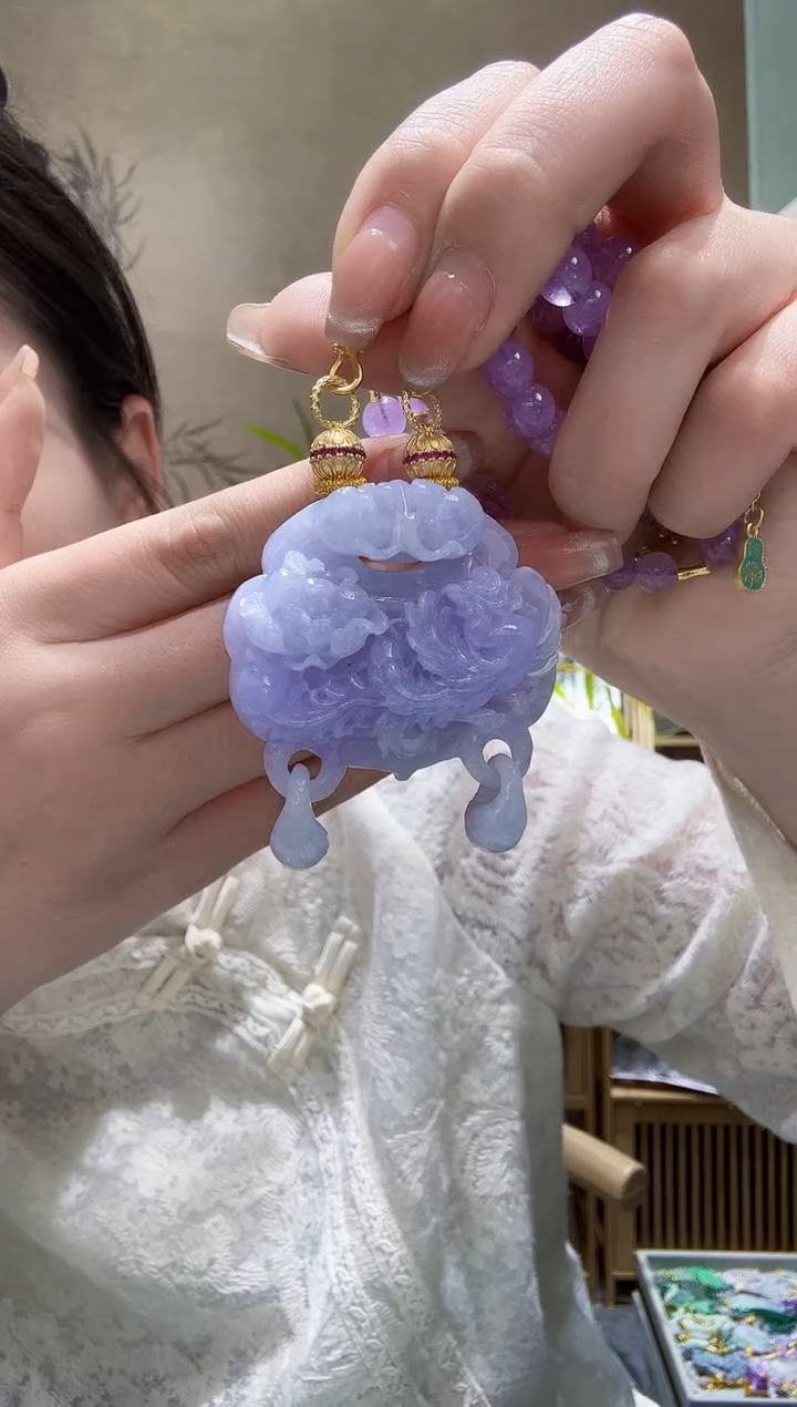 翡翠未镶嵌颈饰吊坠