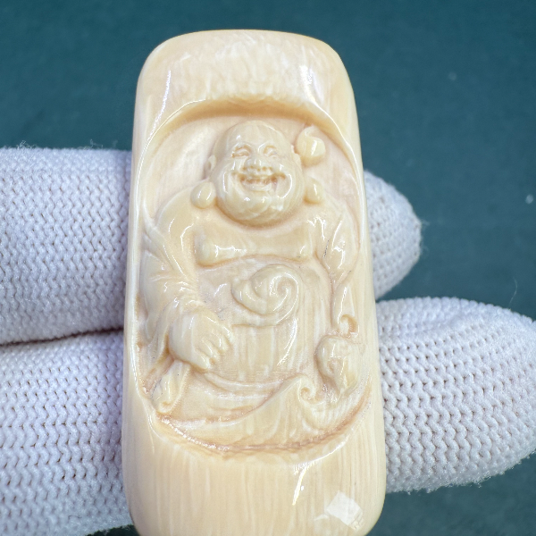 E6972天然猛犸牙雕刻牌支持鉴定假一罚四