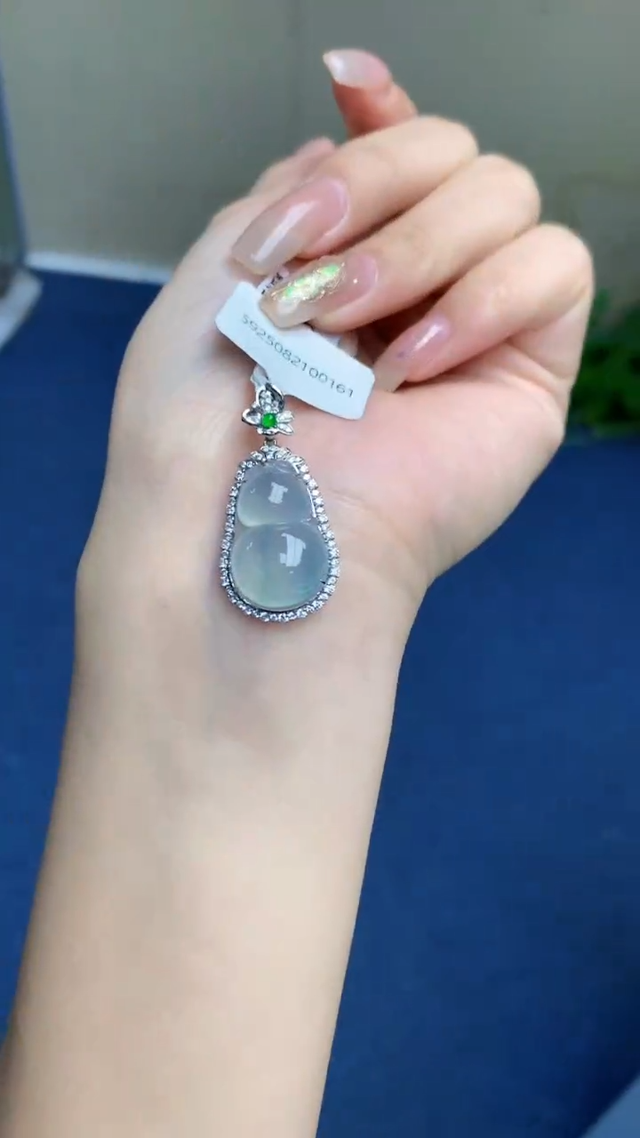 颈饰18K金镶嵌翡翠天然缅甸翡翠a货百元以上9元证书费自理