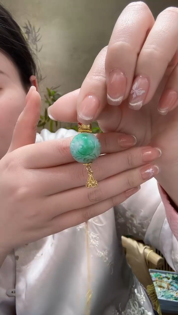 【闪购商品】翡翠颈饰未镶嵌吊坠