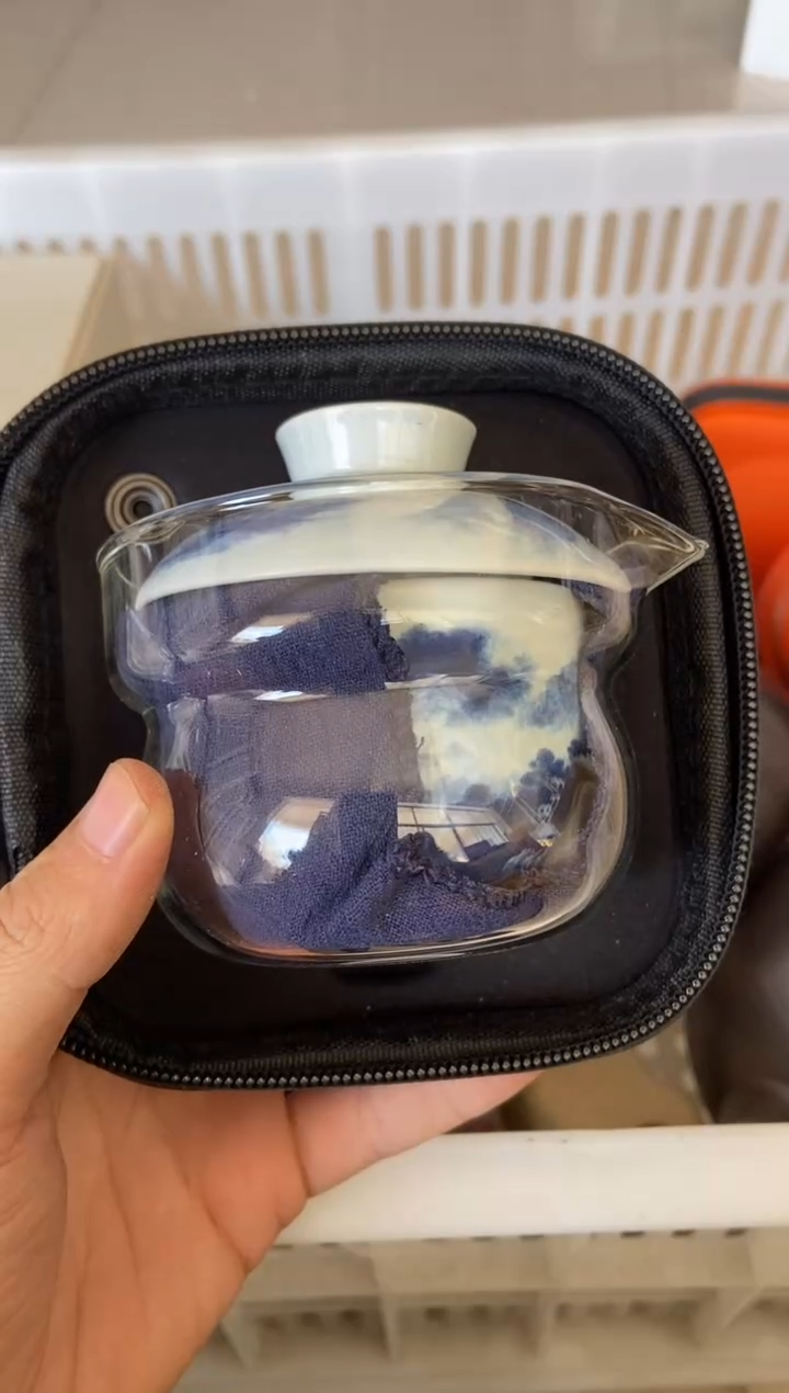 杯无运费险有瑕疵的摄影的产品有使用过的痕迹有点脏介意勿拍