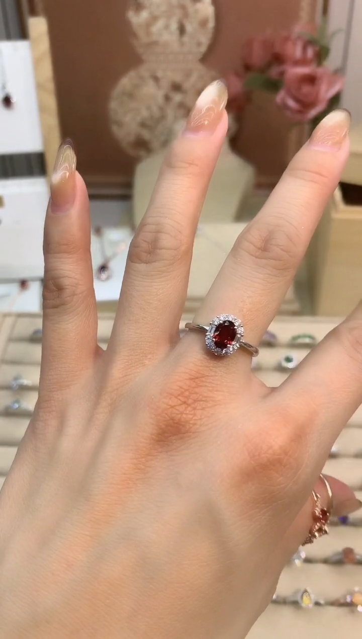 银S925镶嵌戒指石榴石石榴石