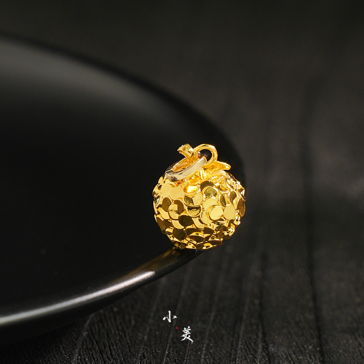 18K金碎冰冰平安果吊坠万能扣 G81281