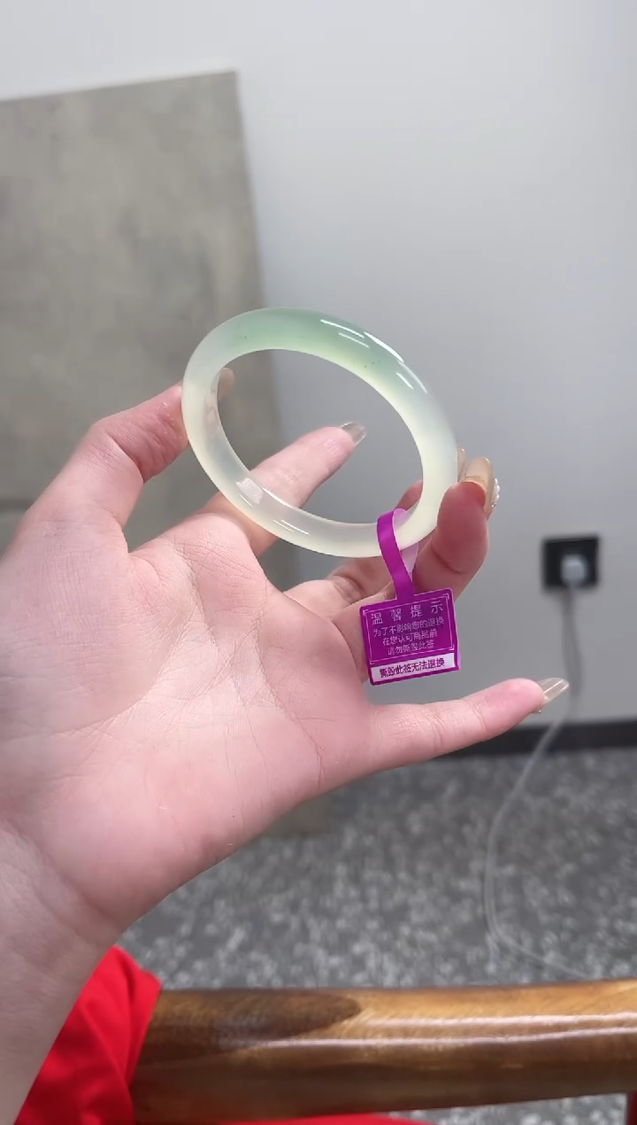 【闪购商品】玛瑙/玉髓手镯未镶嵌55-56圈 需要包容