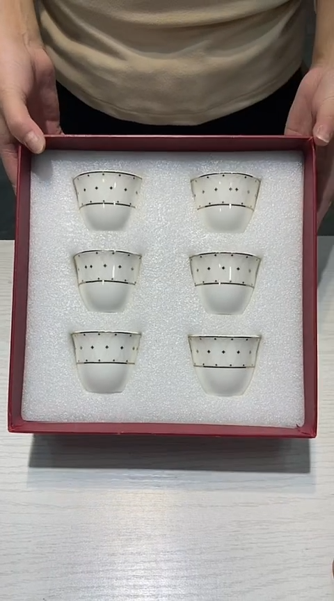 瓷片生活的本意是开心啊@@1