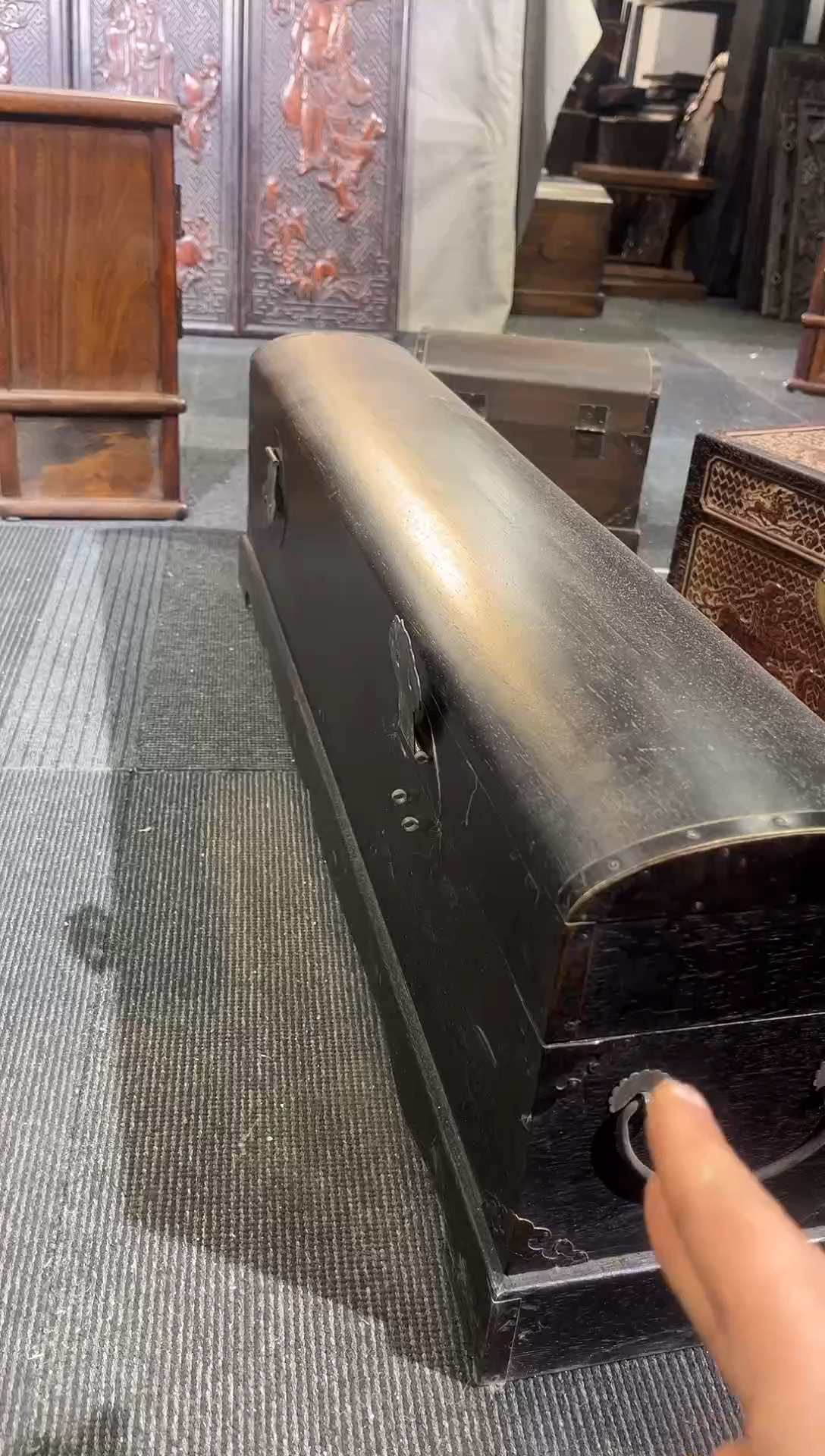 木鸣紫檀圆盖画轴箱