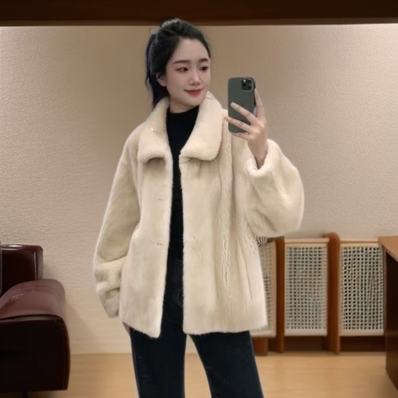 悦娅依诺7——方领时尚休闲百搭气质冬季简约外套秋冬宽松