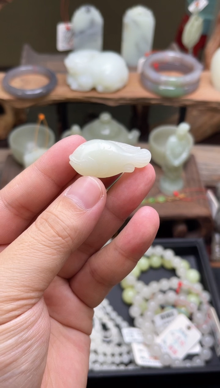 【闪购商品】和田玉未镶嵌吊坠新疆米达 鱼