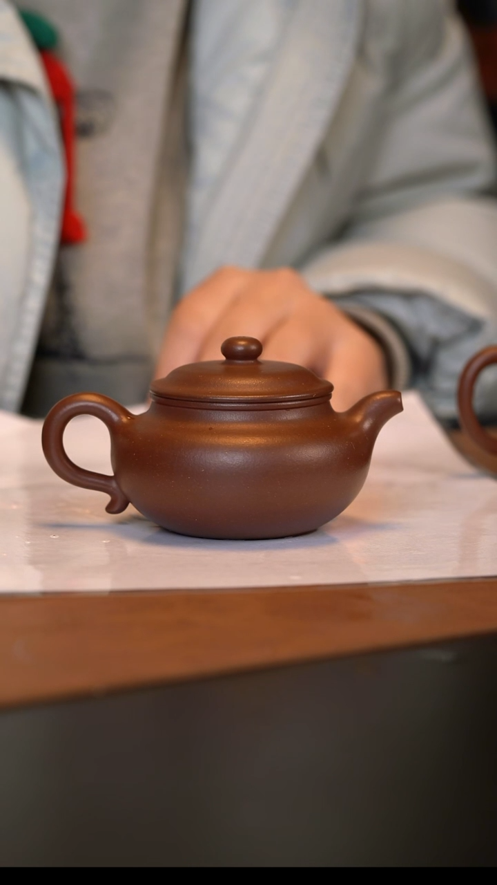 茶壶紫砂宜兴原矿紫砂壶   150cc