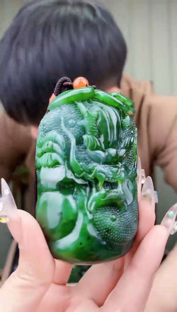 【闪购商品】和田玉挂件未镶嵌拍一发一，多样性发货！