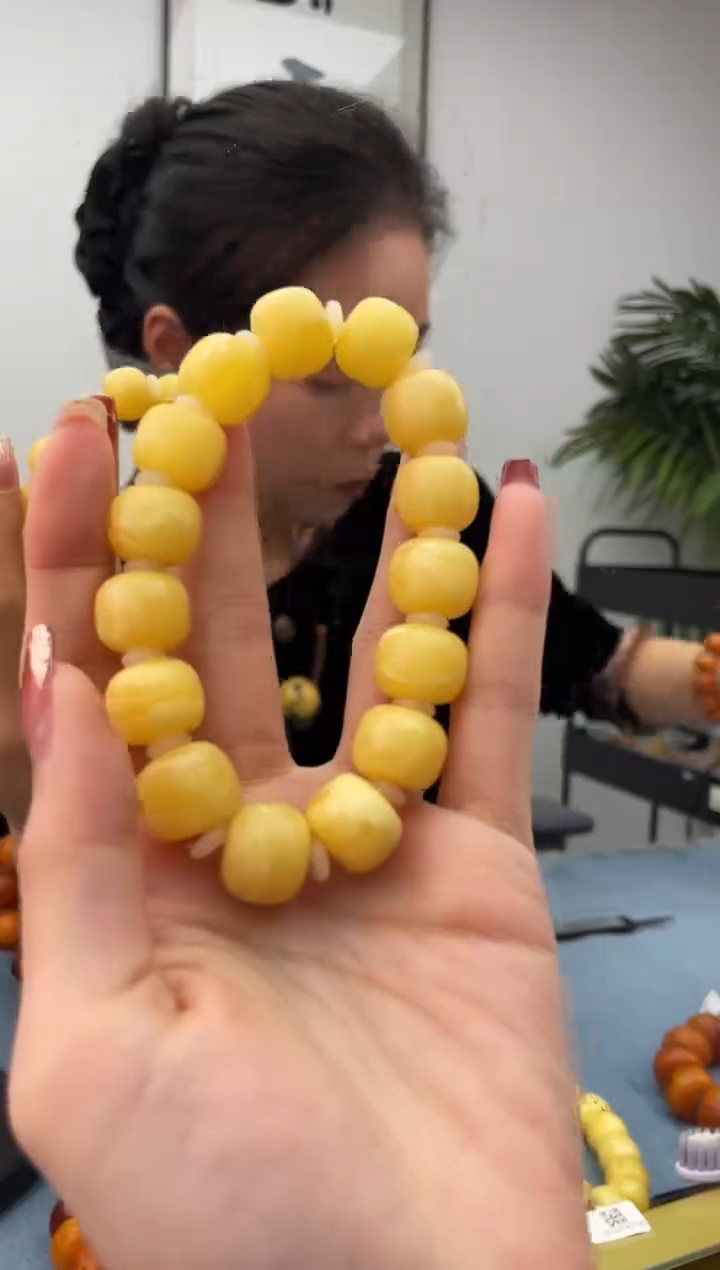 【闪购商品】蜜蜡珠宝奇石未镶嵌，假一罚十029