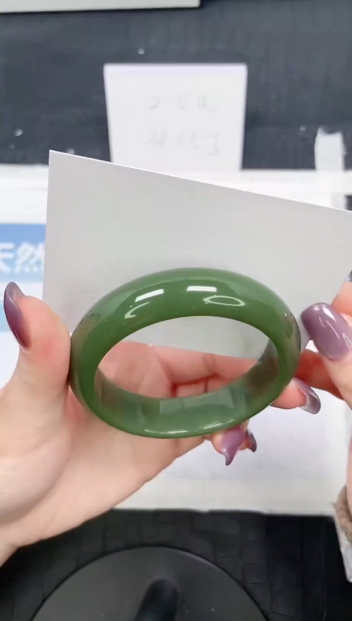 【闪购商品】石英质玉手镯未镶嵌230-57