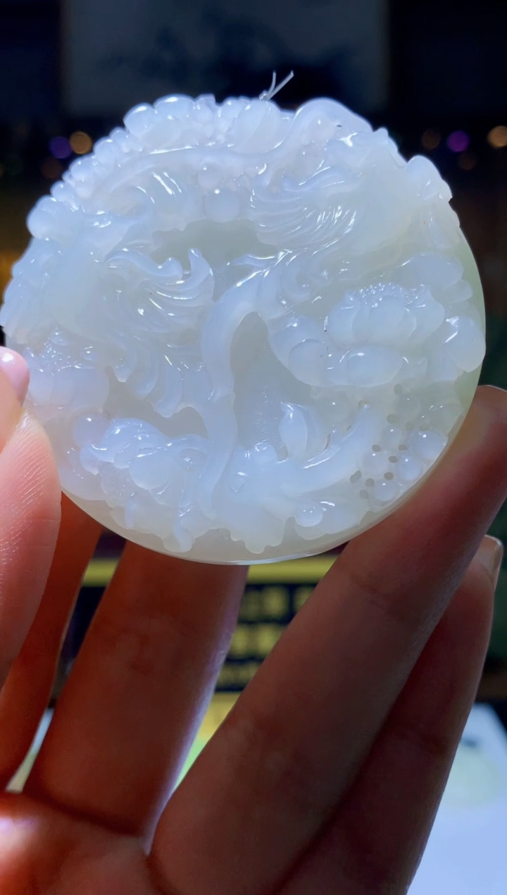 定制和田玉E****f虎妹定制和田玉链接HTY0111