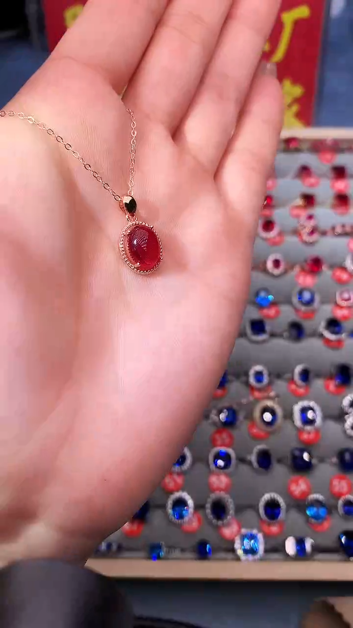 【闪购商品】红宝石吊坠(赠链)银S925镶嵌1111