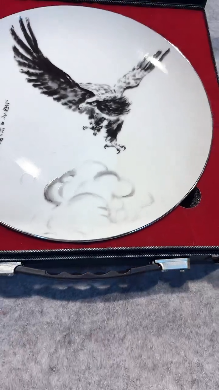 国画老八馆藏/雄鹰