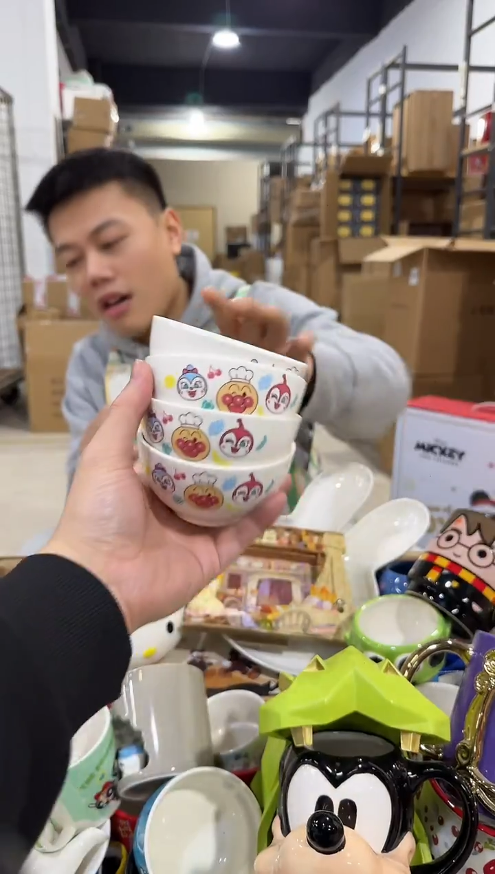 瓷片面包超人小碗4件套