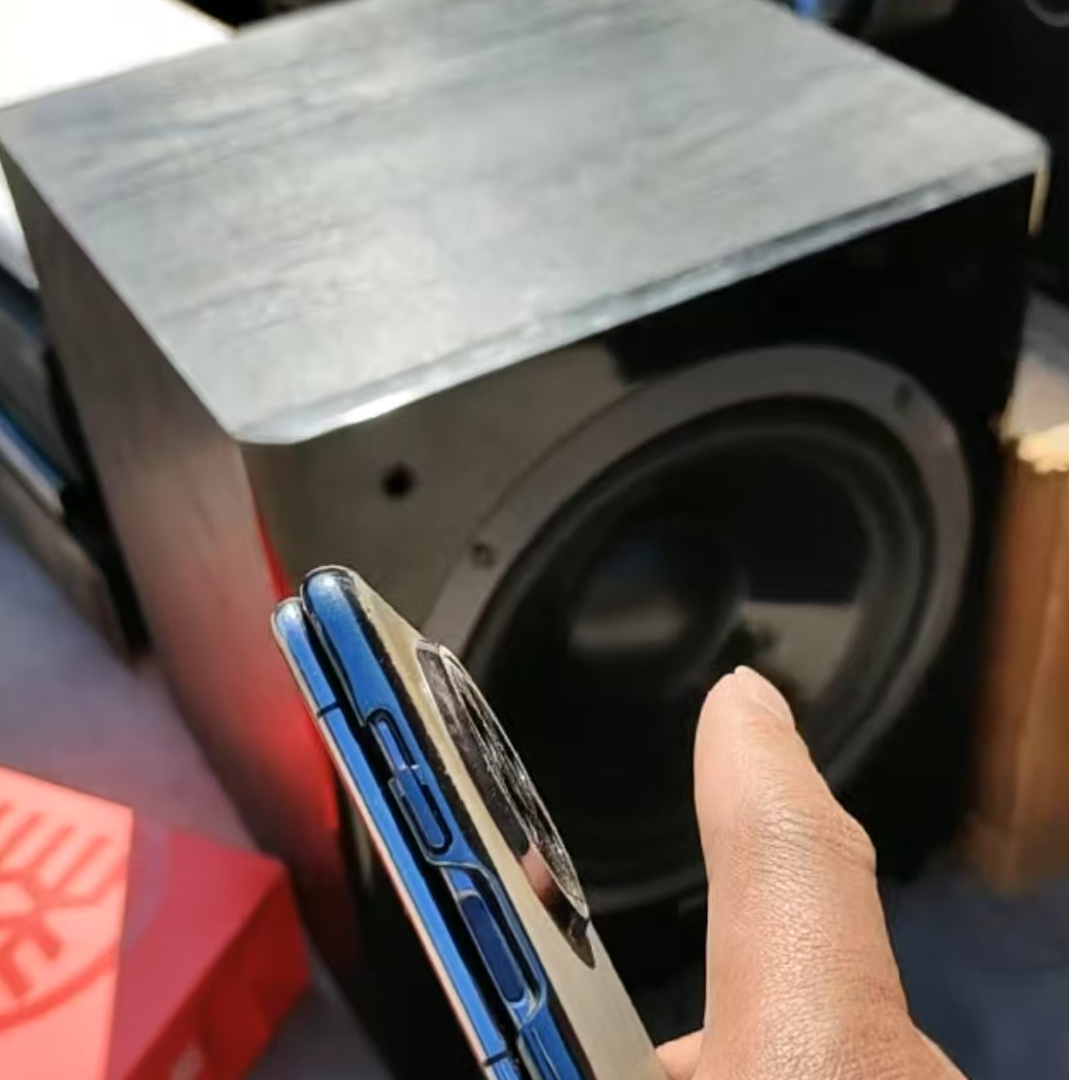 9新  低音炮音响运费自理