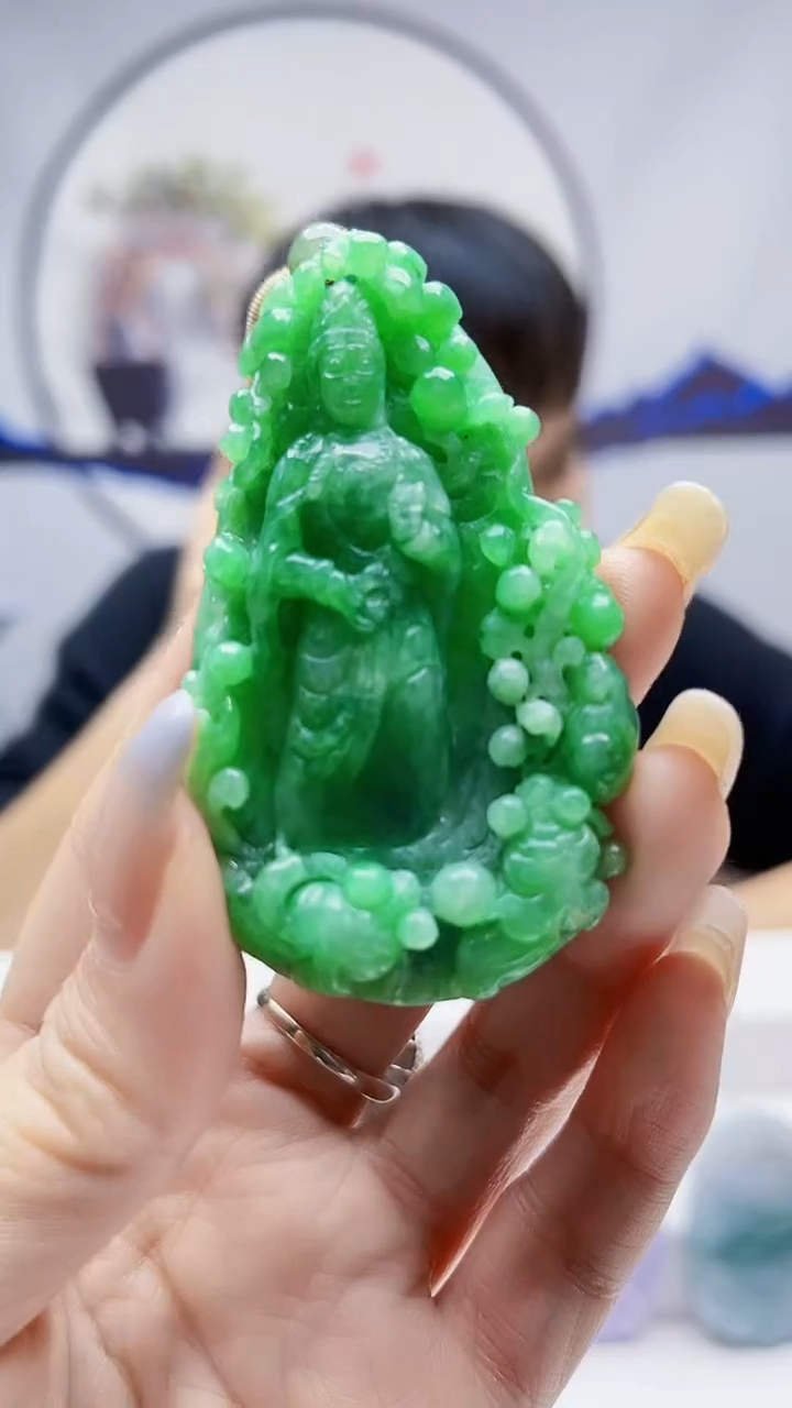 未镶嵌定制翡翠毛货挂件59